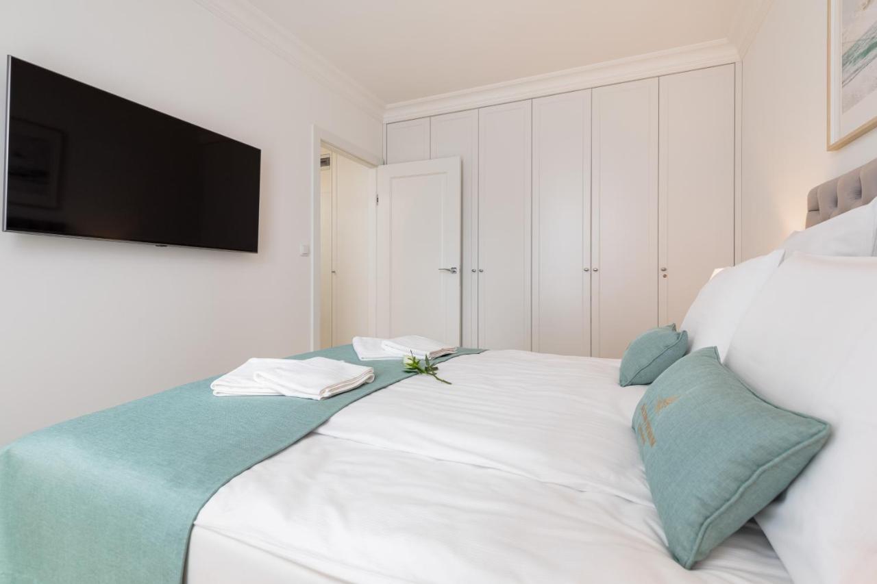 Baltini Premium Apartament Old Town Kołobrzeg Exteriör bild