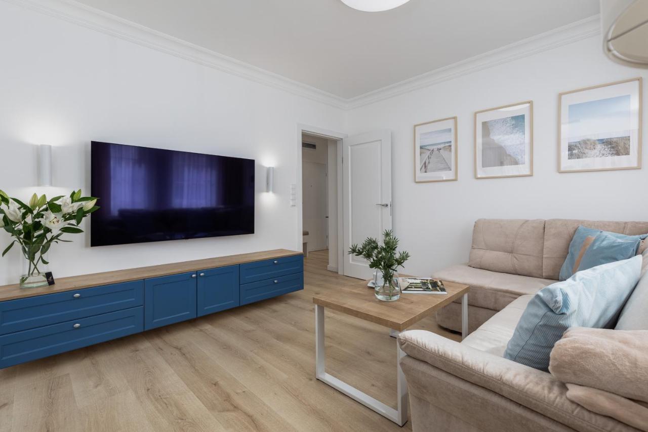 Baltini Premium Apartament Old Town Kołobrzeg Exteriör bild